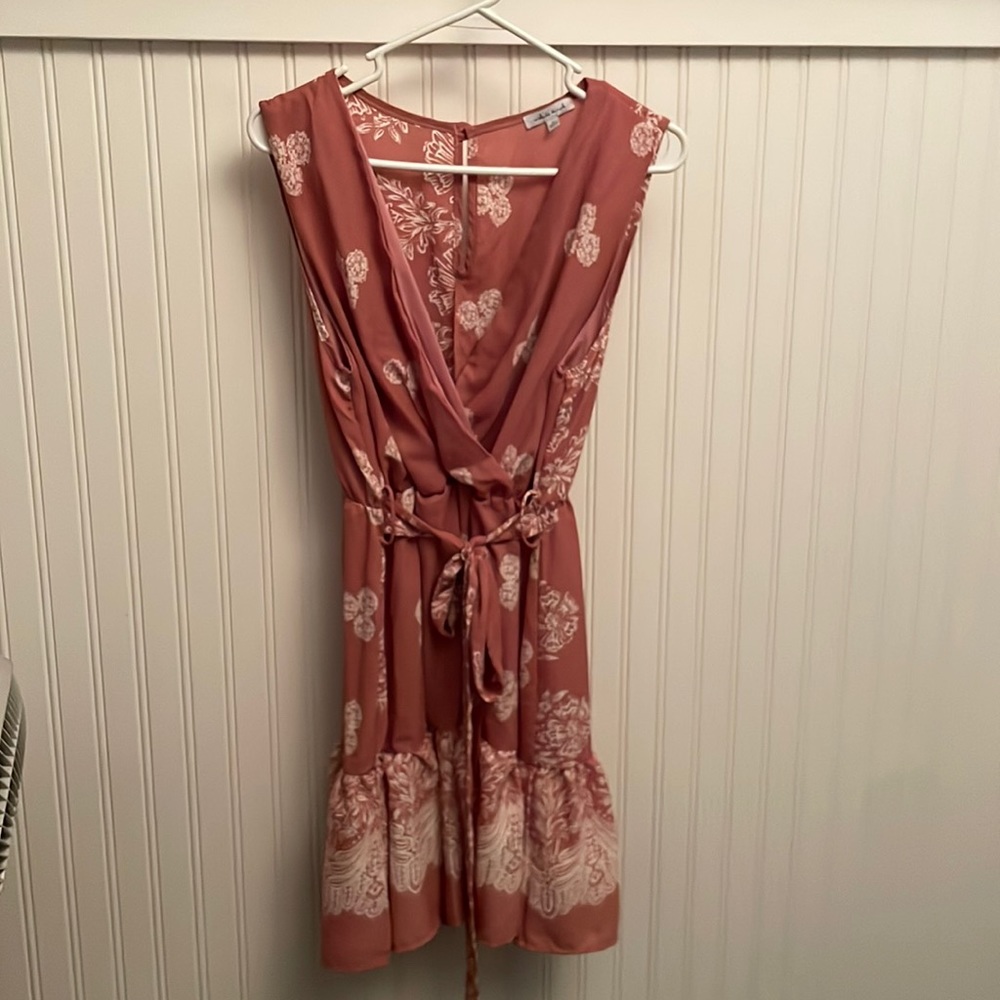 Beautiful Corally Rose colored dress from White Birch. Size Large. Brand New!
